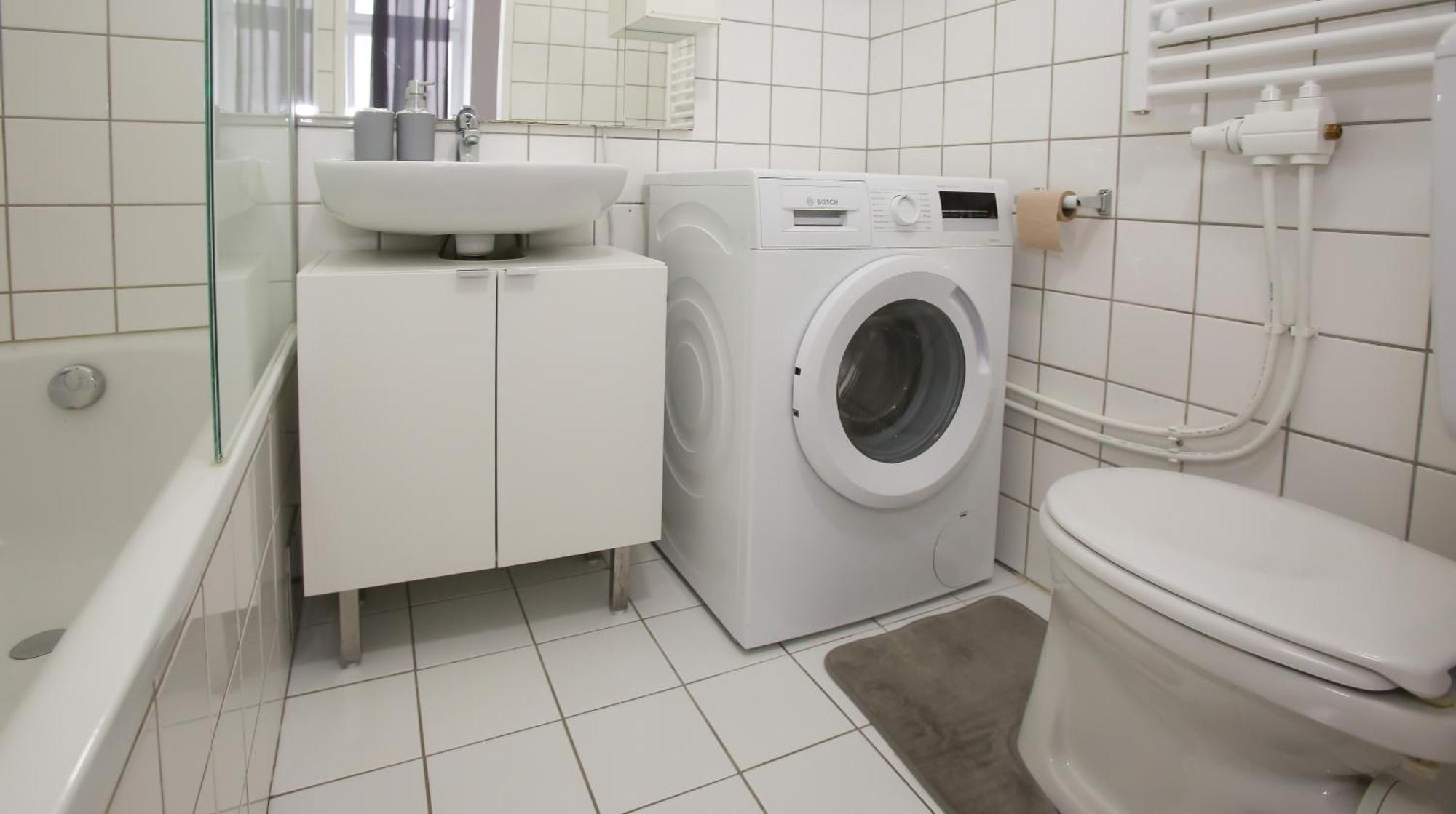 Downtown Bliss Modern Retreat With Free Parking And Fast Internet 600 Mbits Apartman Bécs Kültér fotó